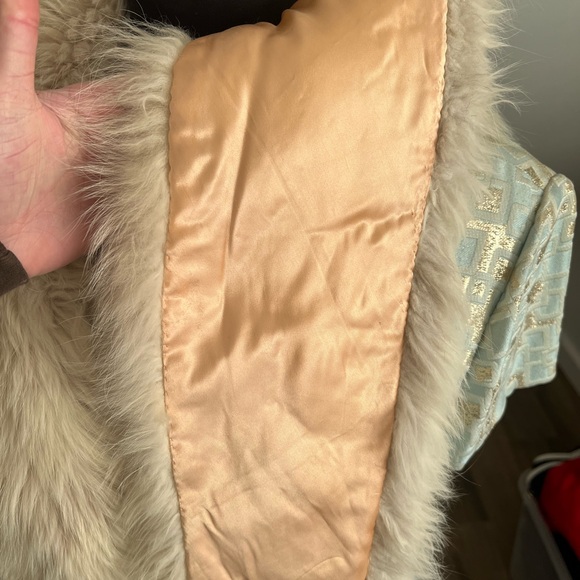 Genuine fur stole - Picture 2 of 4